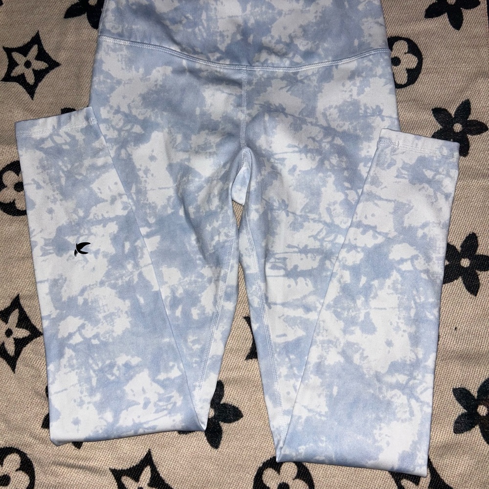 Glyder Light Blue Tie-Dye Leggings